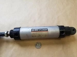 SMC CMCN40-90 Cylinder - Picture 1 of 2