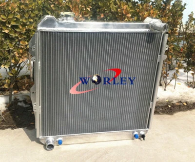 3ROW ALUMINUM RADIATOR For TOYOTA TRUCK PICKUP 4RUNNER 1988-1995 1989 1990 AT/MT - Image 1 of 4