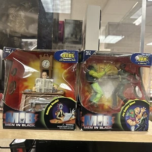 Men In Black Deluxe Action Figures Lot Of 2 Jay And Jeebs - Picture 1 of 7