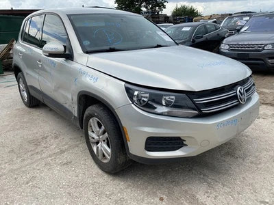 Módulo de control de carrocería usado se adapta a: Volkswagen Tiguan 2013 control de carrocería BCM ID 5K0937 Foto 1 de 4