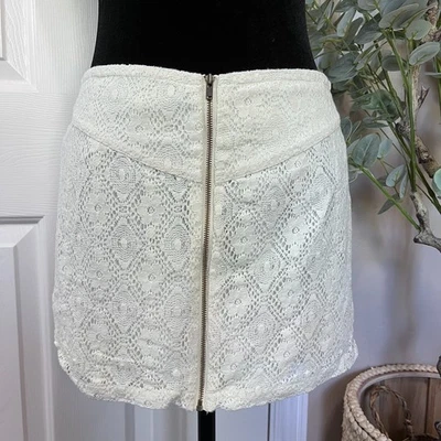 Volcom White Lace Mini Skirt Womens SM (5) Zip Front 90's Y2K Skater Boho - Image 1 of 4