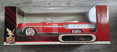 1958 Pontiac Bonneville Die Cast Red 1:18 Scale Model- Road Signature WP62 - Image 1 of 4