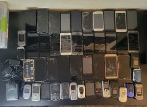Posten 47 Handys iPhone Samsung LG Nokia für Ersatzteile Flip Blackberry - Bild 1 von 14