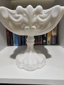 VINTAGE PORTIEUX VALLERYSTHAL FRANCE WHITE MILK GLASS SCROLLED SQUARE COMPOTE - Picture 1 of 12