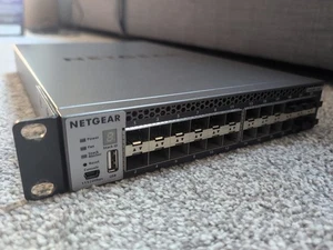 M4300-24XF (XSM4324FS) — 24x10G SFP+, 4xRJ45 1G/10G Stackable Managed Switch - Picture 1 of 8