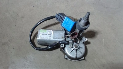 Windscreen wiper motor rear 53008902 Peugeot 106 year 1996 1VJZ 2279718 - Image 1 of 3