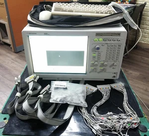 Agilent 1680series (1681AD) Analizzatore logico colore - Foto 1 di 1