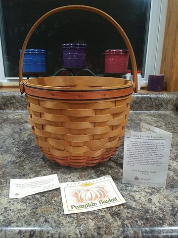 Longaberger large Pumpkin Basket 1995 with  Authentication papers Cover