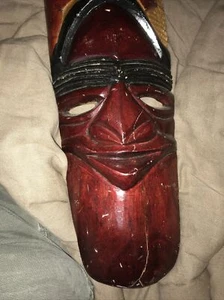 Jamaika - Holz - geschnitzt - Maske - 27,5”x6,5” - Elefant - rot - grün - gelb - Bild 1 von 5