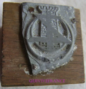 TAMP033 - TAMPON INSIGNE 1° REGIMENT DE ZOUAVES - Picture 1 of 2