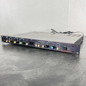 Roland SDE-2000 Digital Delay Effector Audio Equipment SN:297530 Used - Picture 1 of 10