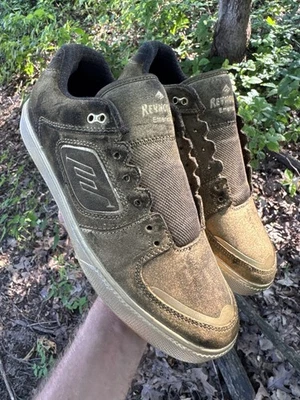 Zapatos Andrew Reynolds Emerica G6 dorados pintados en spray talla 8 ¡Zapato homenaje final! Foto 1 de 4