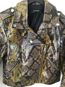 biker jacke fake leder zara s snake curry schlamm print boho business blogger - Bild 1 von 8