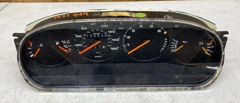Cuadro de instrumentos velocímetro Porsche 944 1987 95164131102 Foto 1 de 4
