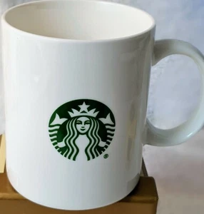 Starbucks 2015 12 Ounce Logo Coffee Mug. Very Good Condition - Picture 1 of 10