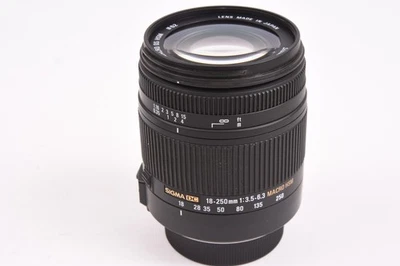 Sigma 18-250mm f/3.5-6.3 HSM Wide Angle Telephoto Lens for Nikon F #T-19307 - Image 1 of 4