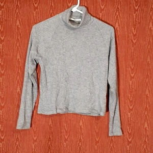 Lush Gray Ribbed Turtleneck Knit Long Sleeve Top Women's XS NWT - Picture 1 of 8