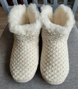 Bedroom Athletics Ivy Soft Fleece Slipper Boots- Cream - M (UK 5/6) - Picture 1 of 6