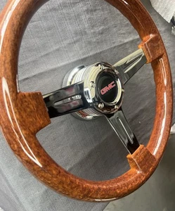 GMC steering Wheel Woodgrain & Hub Adapter Fits Most Gm Trucks From 69 To 05 - Picture 1 of 10