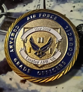 USAF Company Grade Officers Conf Langley Joint War Fighting 2 " Challenge Coin - Bild 1 von 4