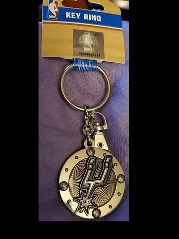 NBA - SAN ANTONIO SPURS OFFICIAL TEAM KEY CHAIN KEY RING New Cover
