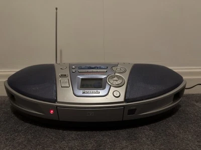 Panasonic RX-ES27 Cassette/Cd/Radio Boombox - Image 1 of 3
