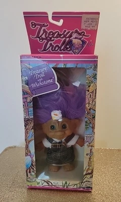 MUÑECA TROLLS TESOROS de colección con as Wishstone novedad pelo morado. Ver fotos Foto 1 de 4