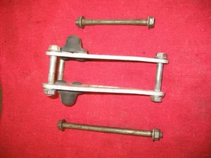 Honda CR125 1991 y 1992 OEM soportes de motor soportes y pernos de suspensión de cabeza - Imagen 1 de 3
