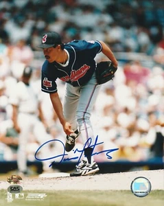 Dennis Martinez - Cleveland Indians - handsigniertes 8x10 Foto - CAS AUTHENTICATED - Bild 1 von 2