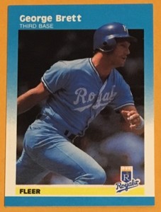 GEORGE BRETT, 1987 FLEER "MINI" IN EXCELLENT CONDITION ! RARE !