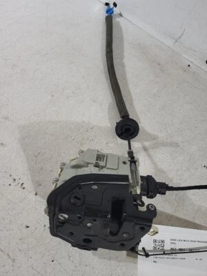 Mecánico de cerradura de puerta Audi A1 Tdi 5 puertas 2011-2015 (lado del pasajero trasero) 8X0839015 M97 Foto 1 de 4