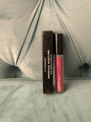 Auténtico vaso MAC Cosmetics Cremesheen (buscando adoración), 2,7 g/,009 oz Foto 1 de 3