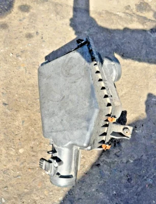 2013-2017 Honda Accord Air Intake Box Cleaner 2.4L OEM — 第 1/4 张图片