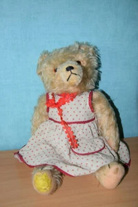 PELUCHE OURS ANCIEN AVEC BOITE A BRUIT A L INTERIEUR - Photo 1/1