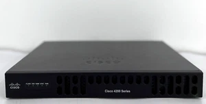 Cisco ISR4221 with 2 onboard GE 2 NIM slots 1 ISC slot 8 GB Flash Memory Router - Afbeelding 1 van 4