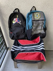 3 Stück - Schulranzen verschiedene Farben - Bild 1 von 3