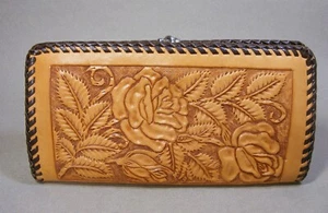 Vintage Damen Geldbörse aus verziertem Leder mit Rosen Design - Bild 1 von 7