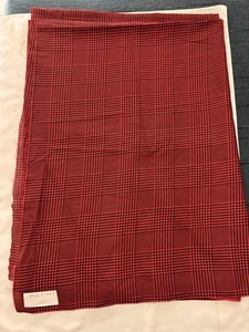 Polyester Light Weight Red/Black Houndstooth Fabric Remnant 3 2/3 yd x 44" - Picture 1 of 3