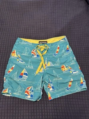 Reyn Spooner Men's Swim Trunks, Blue And Sail Boats, Size 32 - Image 1 of 3
