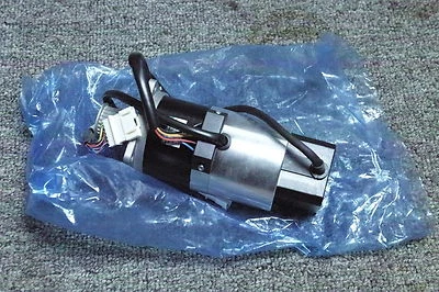 NEW SANYO DENKI  STEPPING MOTOR STEPSYN 103H7522-72XS42 TS3387-010090-11 FREE - Image 1 of 4