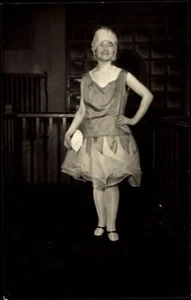 1920s Woman FASHION MODEL Sporting The Latest 1920s Fashion; Real Photo Postcard - Picture 1 of 2