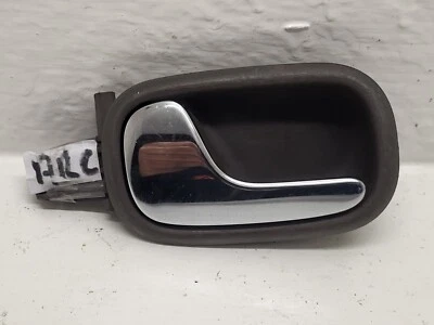 Poignée intérieur arrière conducteur ouverture de porte pour audi a4 break 1999 - Photo 1/4