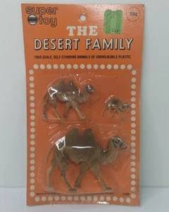 Vtg 1960s Hong Kong Plastic SUPER TOY- The Desert Family 3 Camels New NOS - Picture 1 of 5