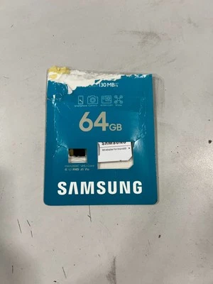 Samsung EVO Select (2021) 64GB microSDXC UHS-I Memory Card (with SD Adapter) - Image 1 of 2