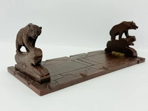 Fermalibri vintage Foresta Nera intagliato orso su tronco allungabile in legno scorrevole - Foto 1 di 24