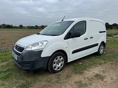 PEUGEOT PARTNER 2016 PROFESSIONAL L1 625 ULEZ EXEMPT NO VAT - Image 1 of 4