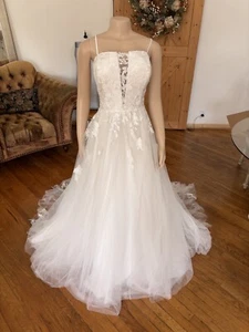 Stella York Wedding Gown Size 22 Sample Gown.   This Gown Is  a Beauty. - Picture 1 of 23