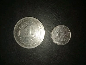 NUGGET Hotel CASINO Gaming DOLLAR Token - Picture 1 of 3