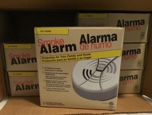Family Gard Smoke/Fire Alarm FG200B 9V Battery Operated - Picture 1 of 3
