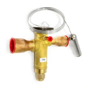 Danfoss 067N2168 30TR Thermostatic expansion valve, TGE, R22,R407C, 1-1/8x1-3/8 - Picture 1 of 1